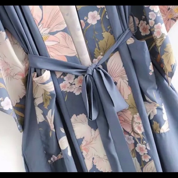 KIMONO ROBE - Picture 9 of 14